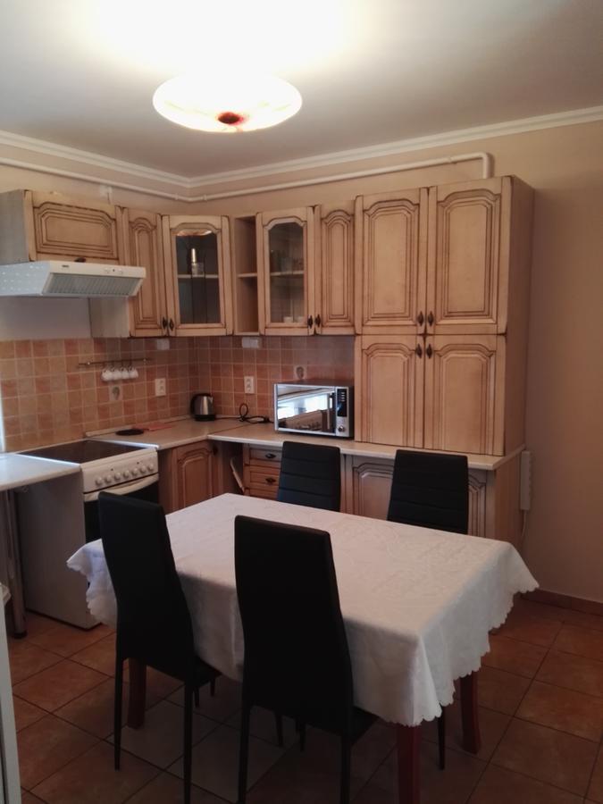 Kiskucko Apartman Hajdúszoboszló Εξωτερικό φωτογραφία