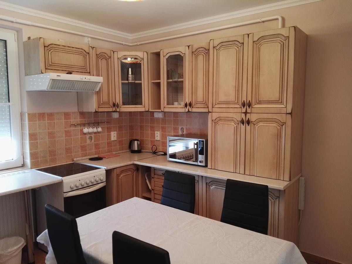 Kiskucko Apartman Hajdúszoboszló Εξωτερικό φωτογραφία